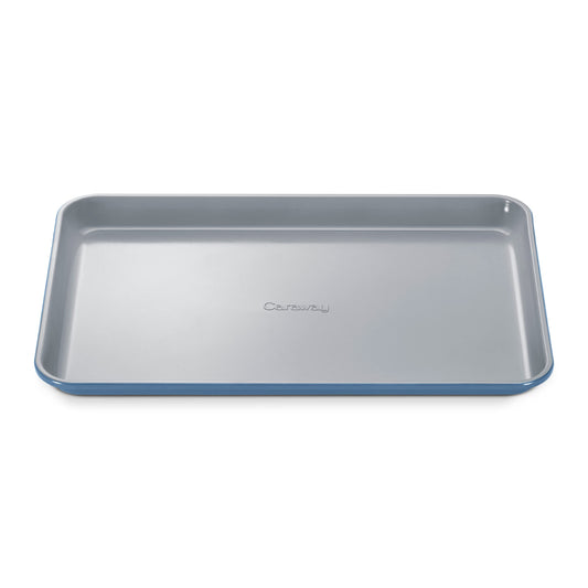 Caraway plaque face avant montrant design épuré et capacité de cuisson