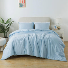 Caressma vue avant de la couette twin, design bleu apaisant et finition soignée