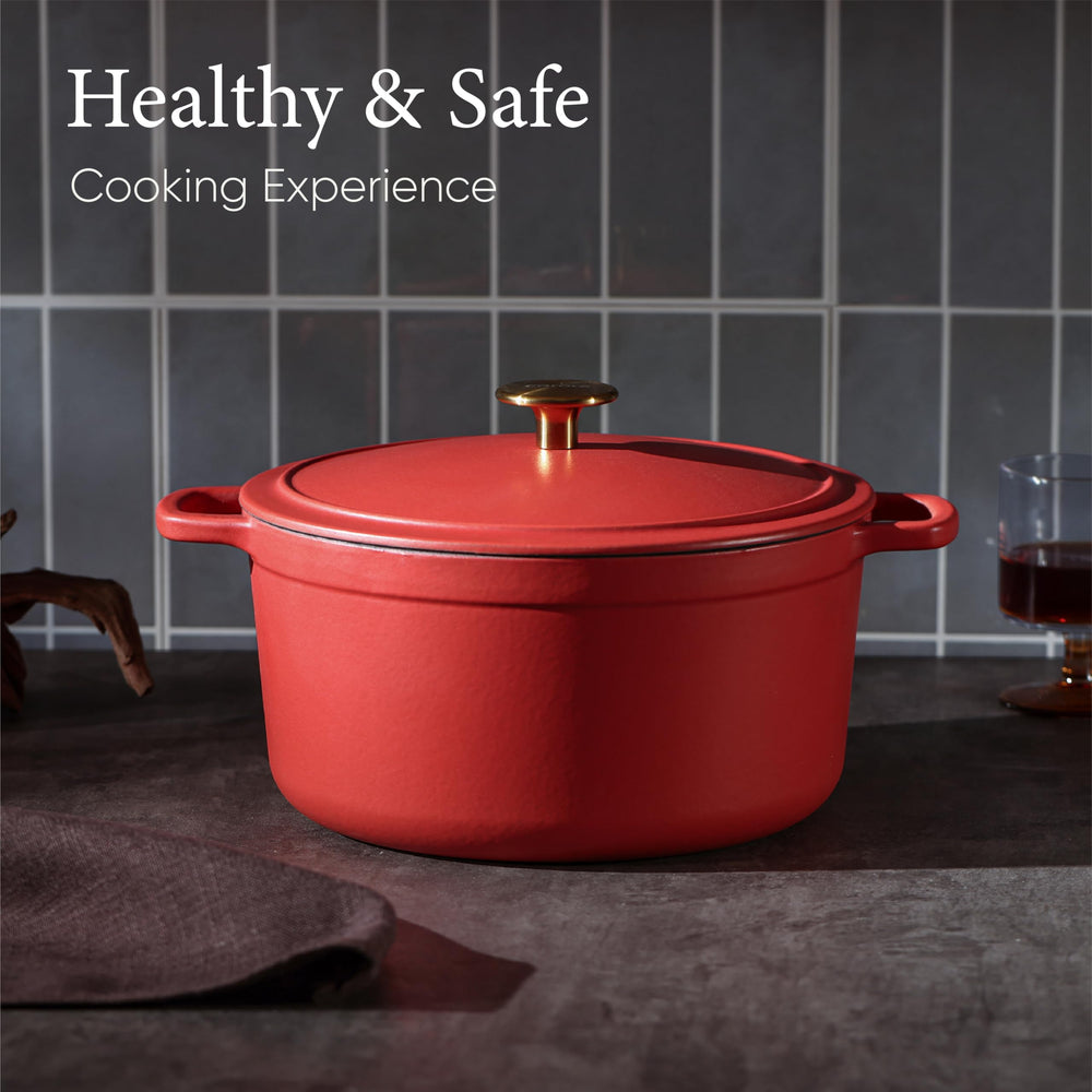 CAROTE cocotte en usage sur feu pour saisir et mijoter uniformément les aliments