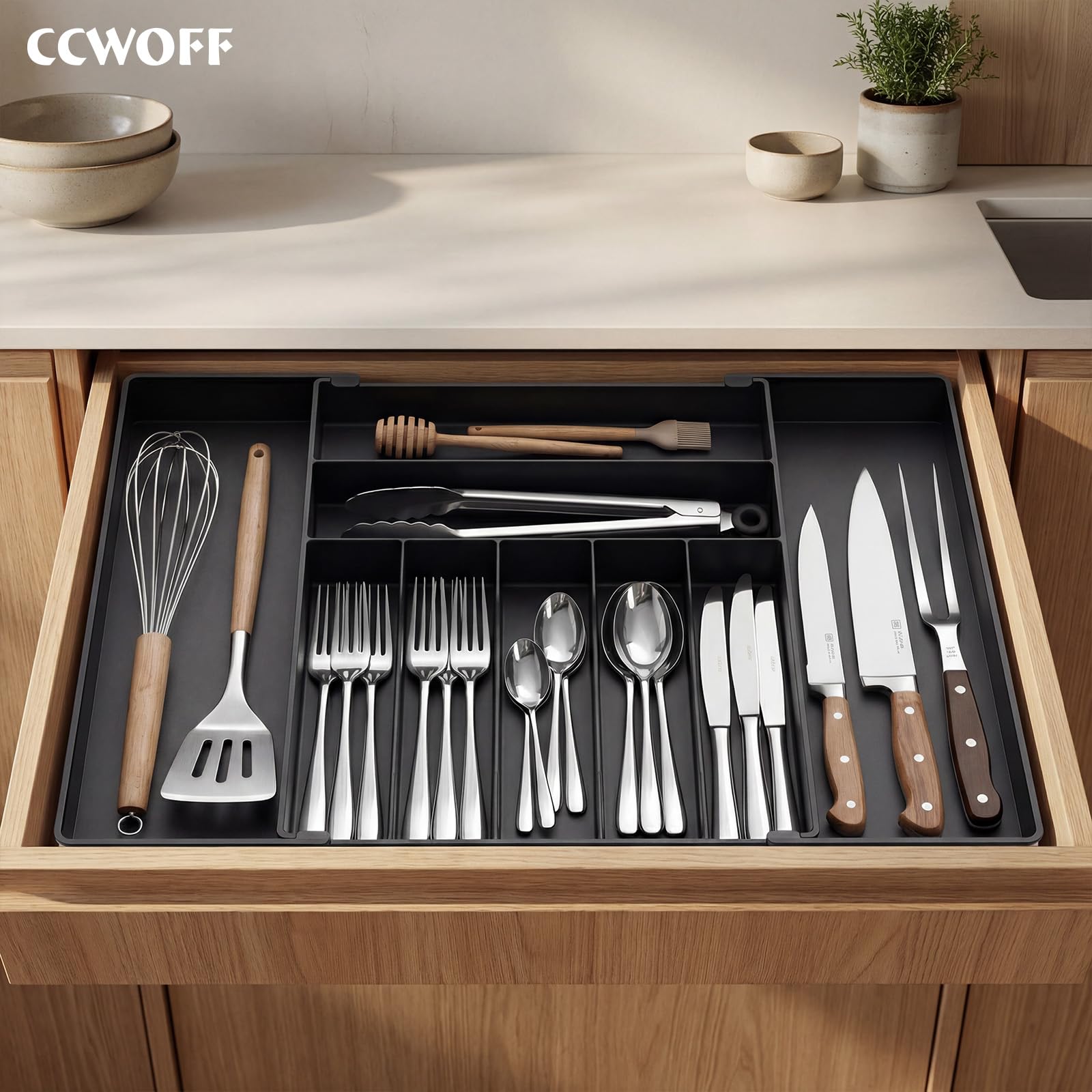 CCWOFF organisateur sur coiffeuse rangeant maquillage et pinceaux