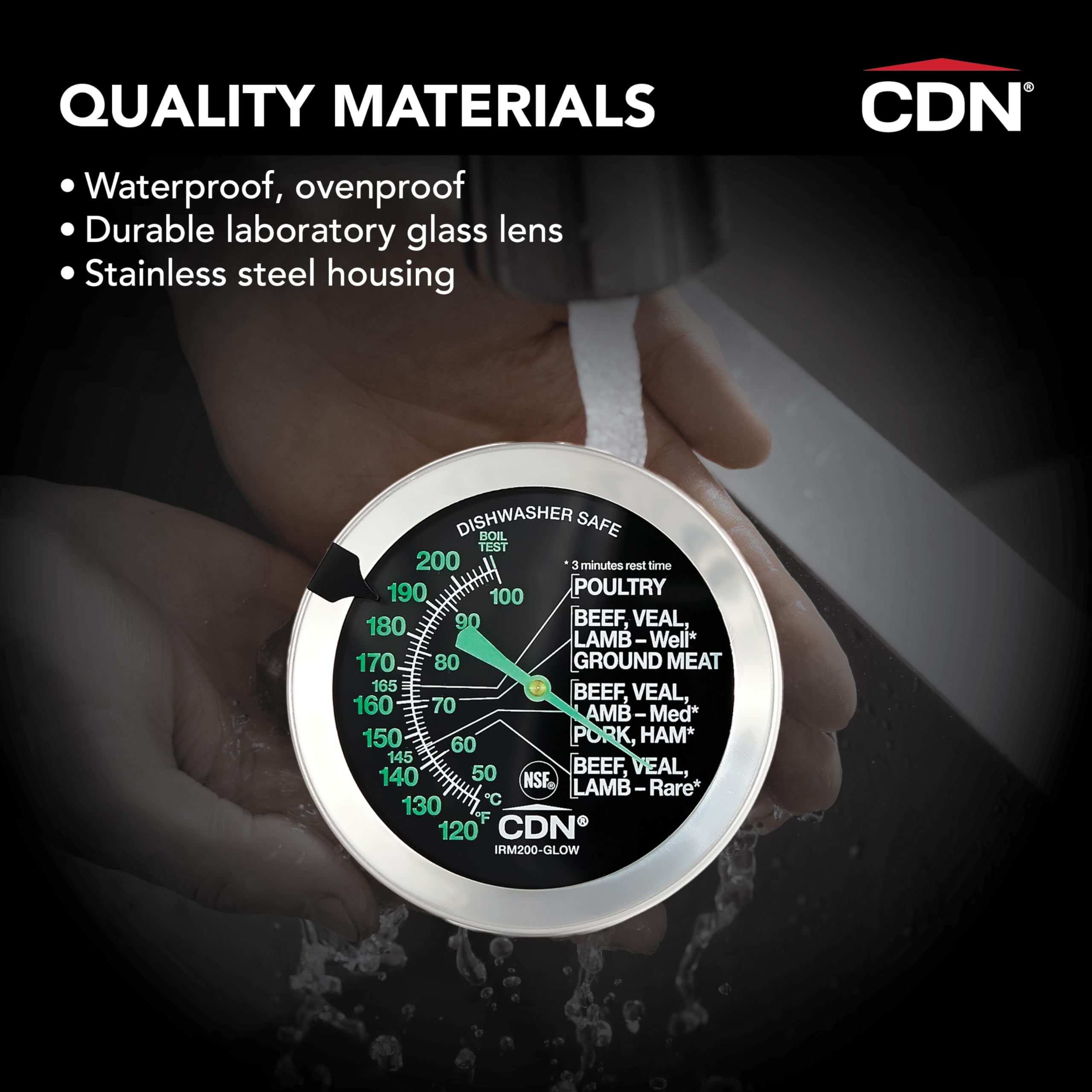 Thermomètre CDN sous eau démontrant étanchéité et nettoyage simple