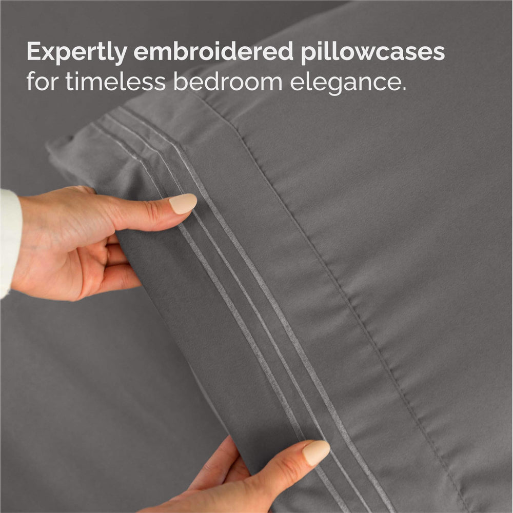 CGK Unlimited drap-housse sur un matelas pour vérifier la compatibilité taille