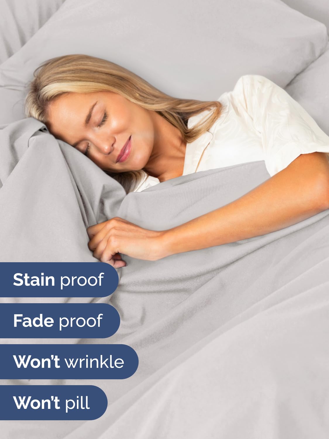 CGK Unlimited draps sur lit Cal King illustrant ajustement parfait