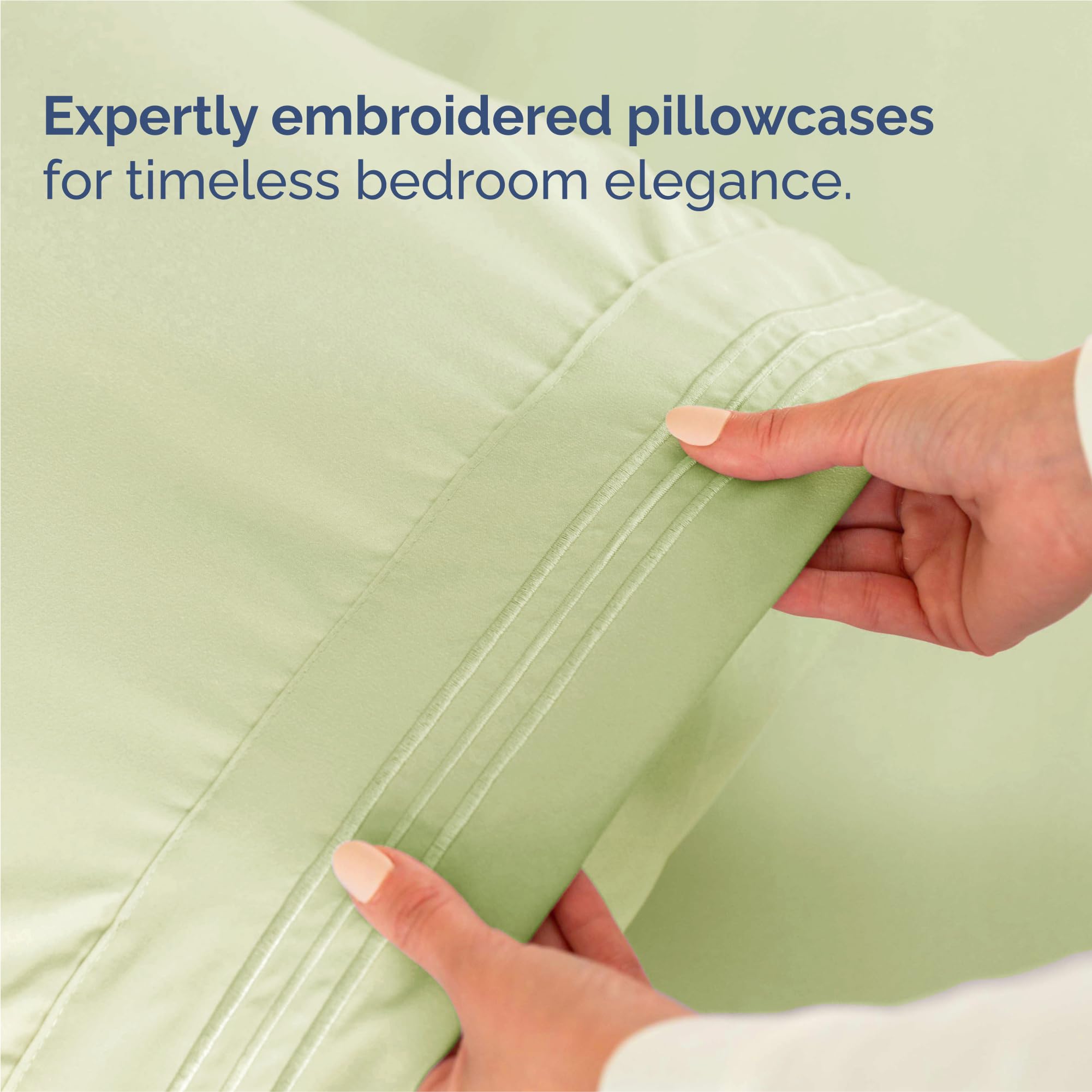 CGK Unlimited lit dressé en vert sauge clair pour ambiance apaisante