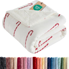 CGK Unlimited flanelle Candy Cane en gros plan pour un toucher velouté