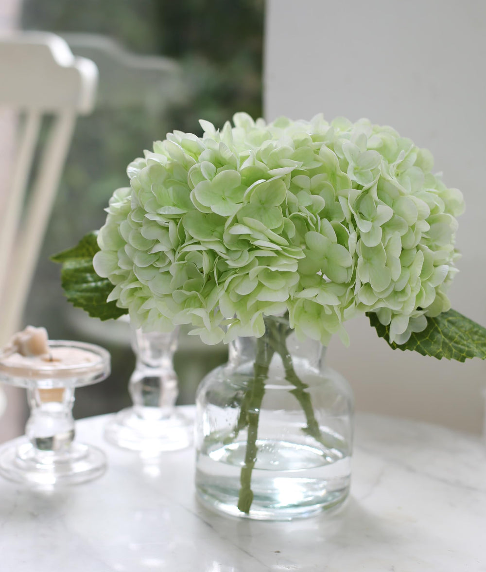 CHASMILE bouquet hortensias en vase vue avant, apporte élégance instantanée