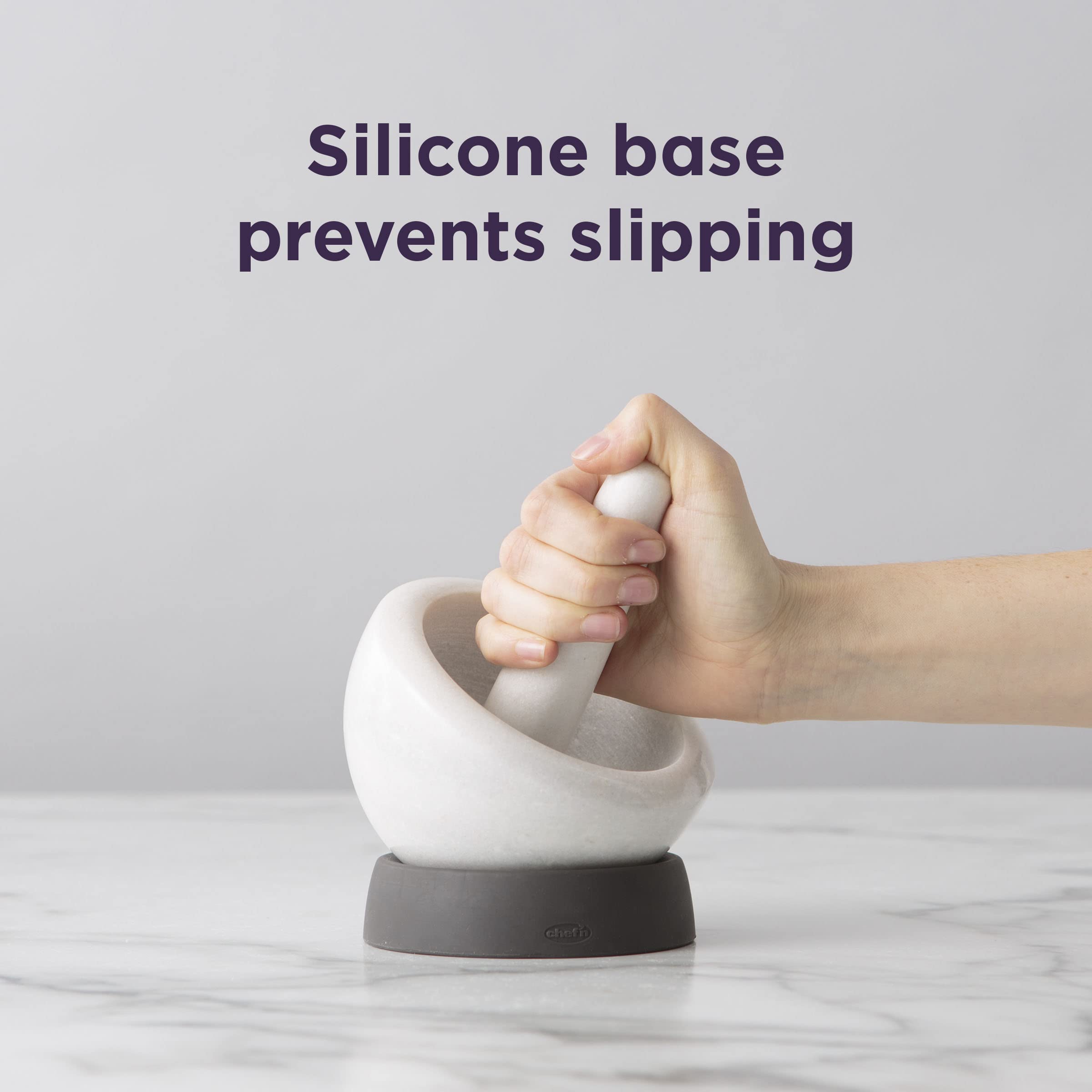 Chef'n détail de la base en silicone illustrant stabilité et protection de surface