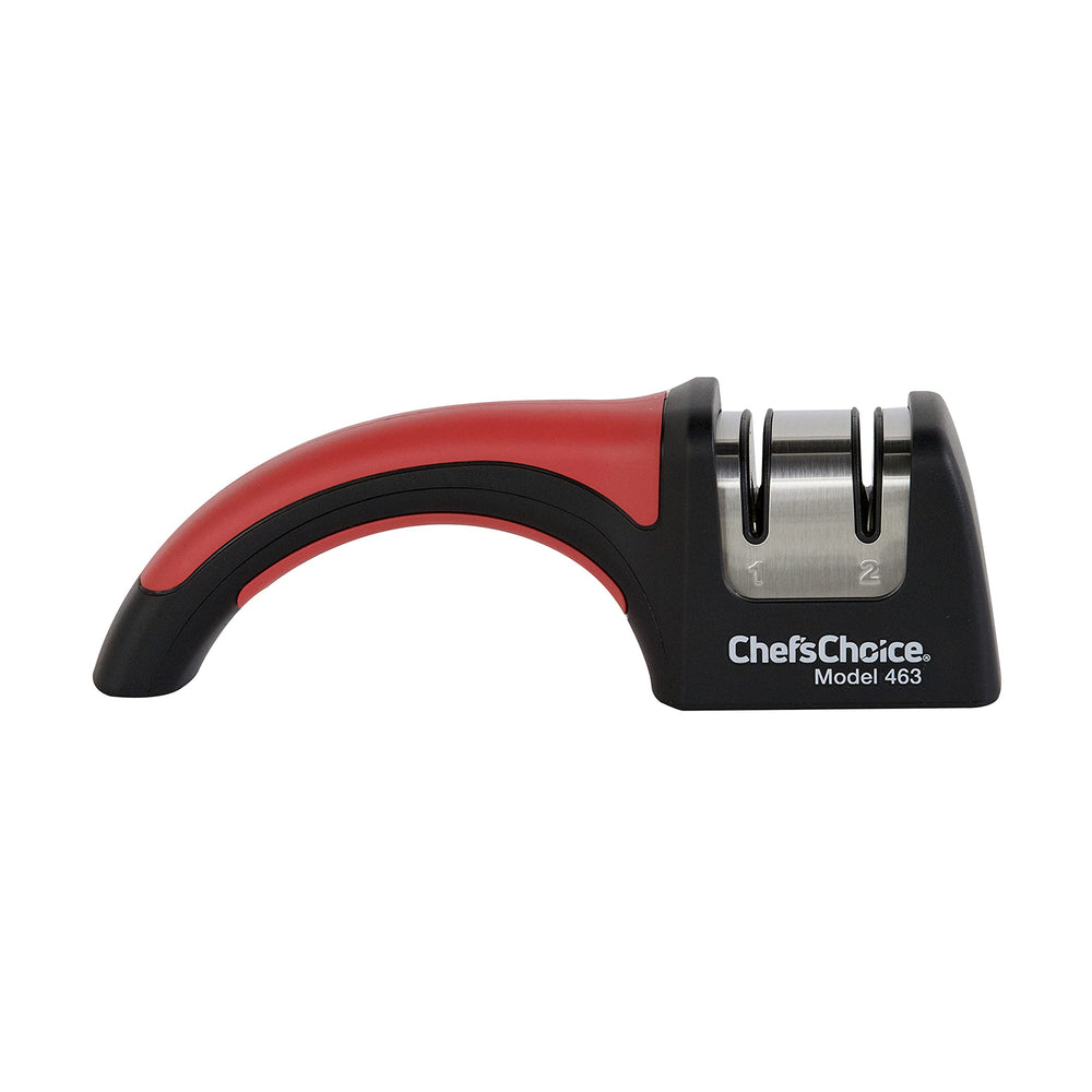 Chef'sChoice Pronto en usage avec Santoku, accélère l'affûtage domestique