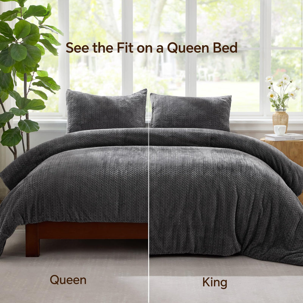 ChiXpace couette sur lit king size en chambre, aspect accueillant et chic