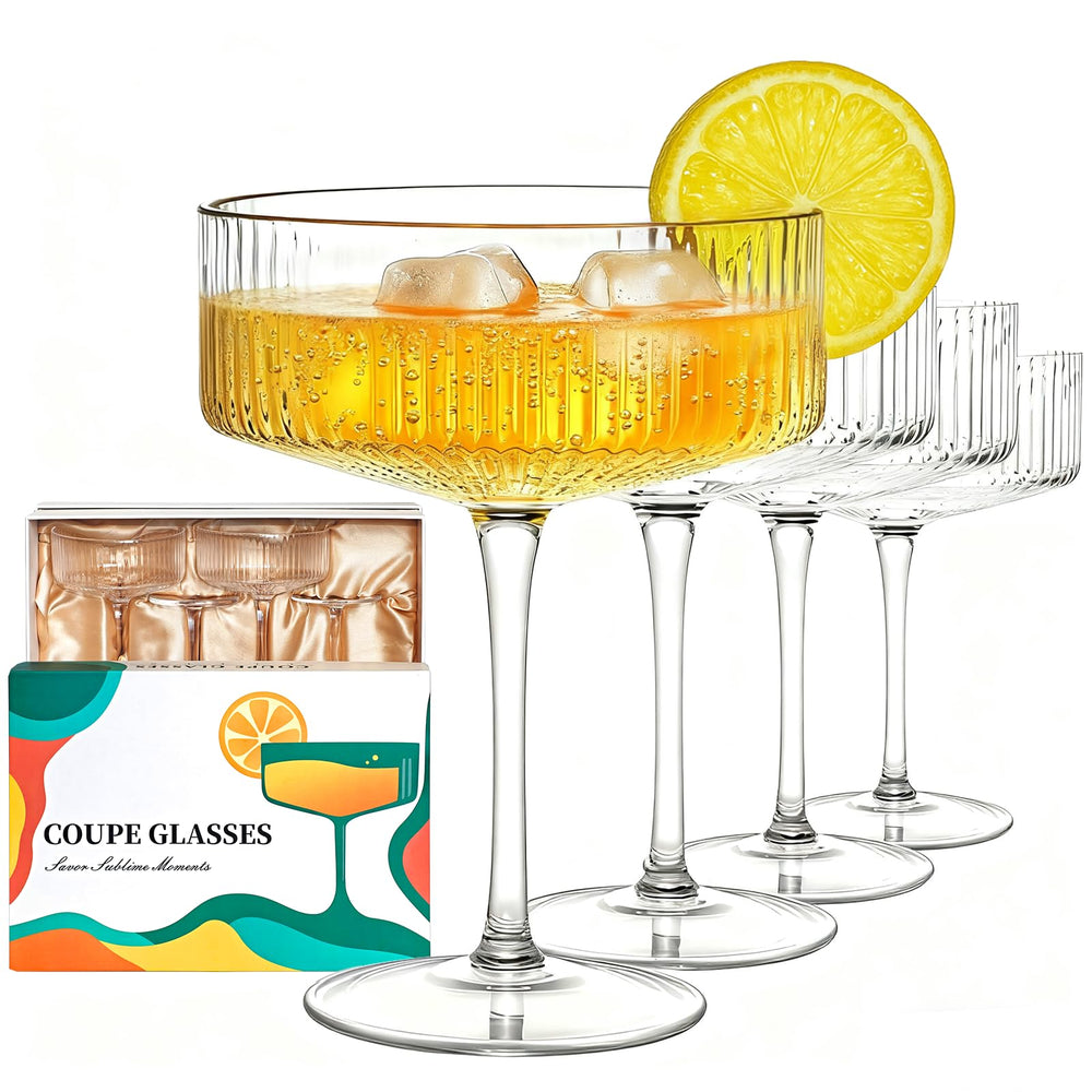 CL FUN verre coupe martini vu de face, présentation élégante et brillante