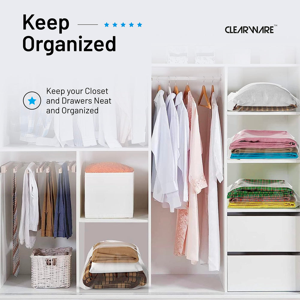 CLEARWARE sac rangé dans une penderie montrant gain de place