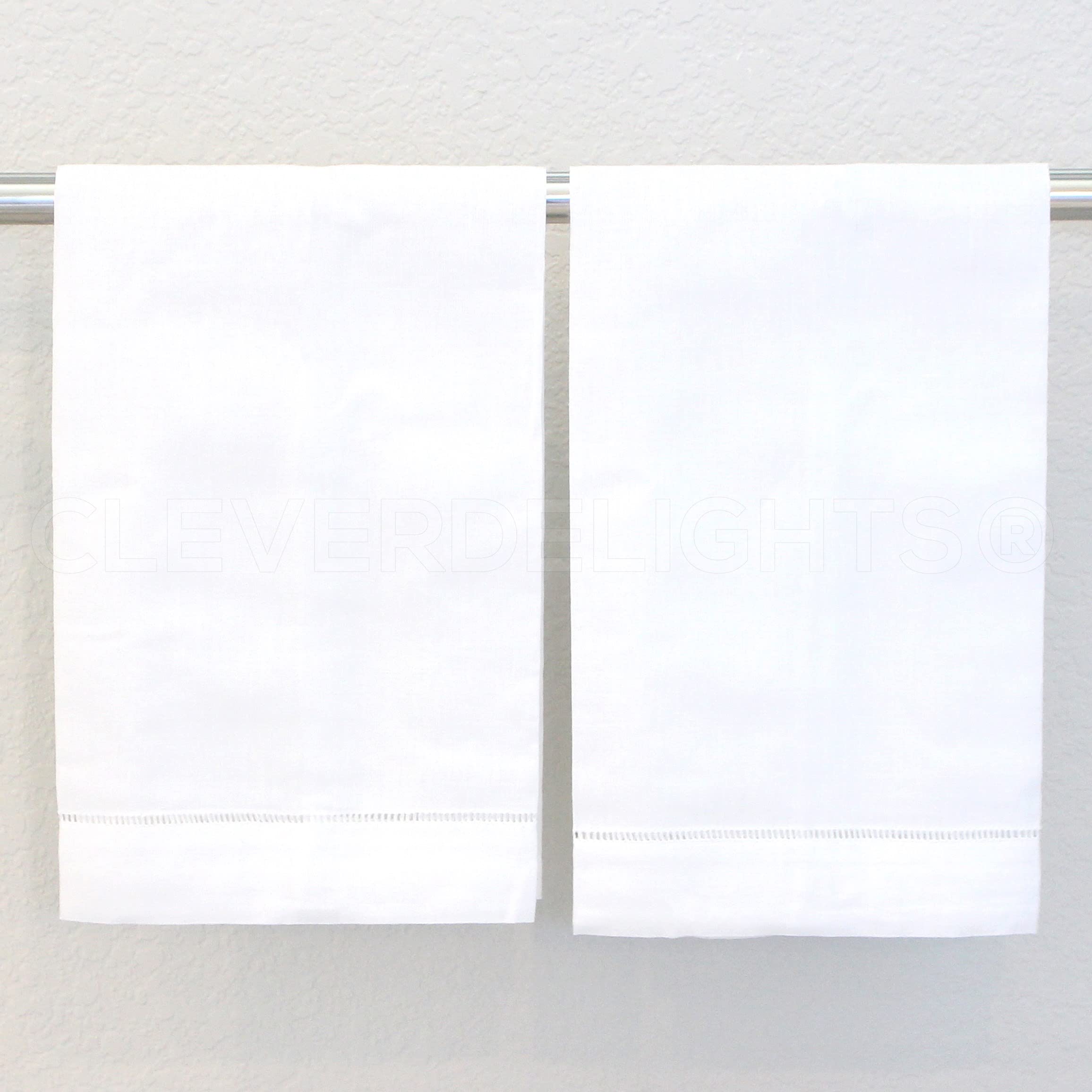 CleverDelights serviette posée près d’un lavabo, utilité décorative