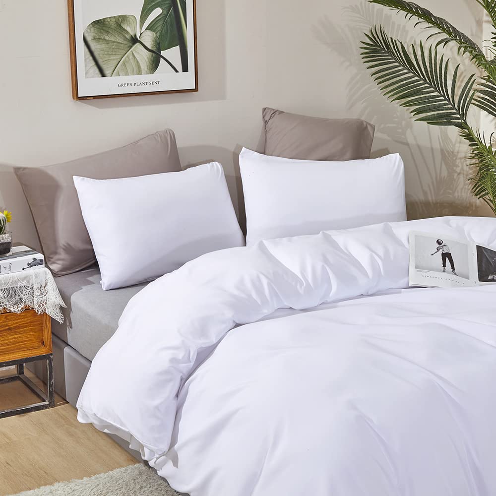 CLOTHKNOW comparaison échelle avec lit king montrant lampleur 104x90 pour recouvrement