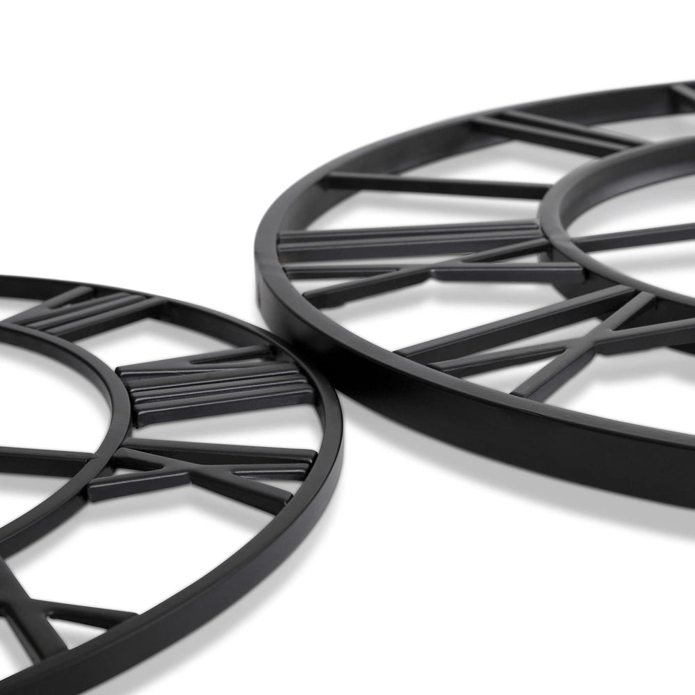 CLXEAST détail de l’accrochage keyhole pour une pose simple et stable