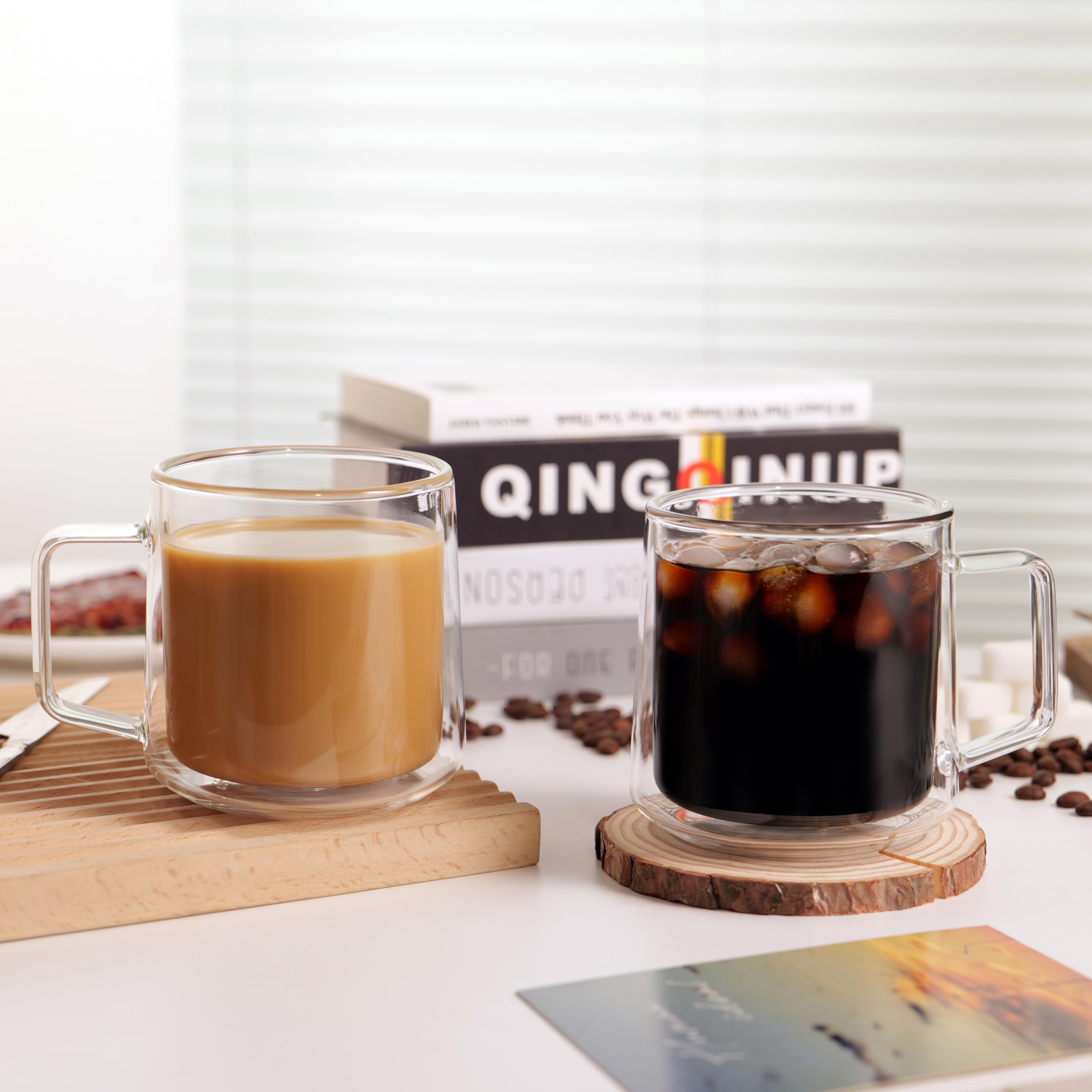 CNGLASS tasse en usage latte soulignant présentation des couches