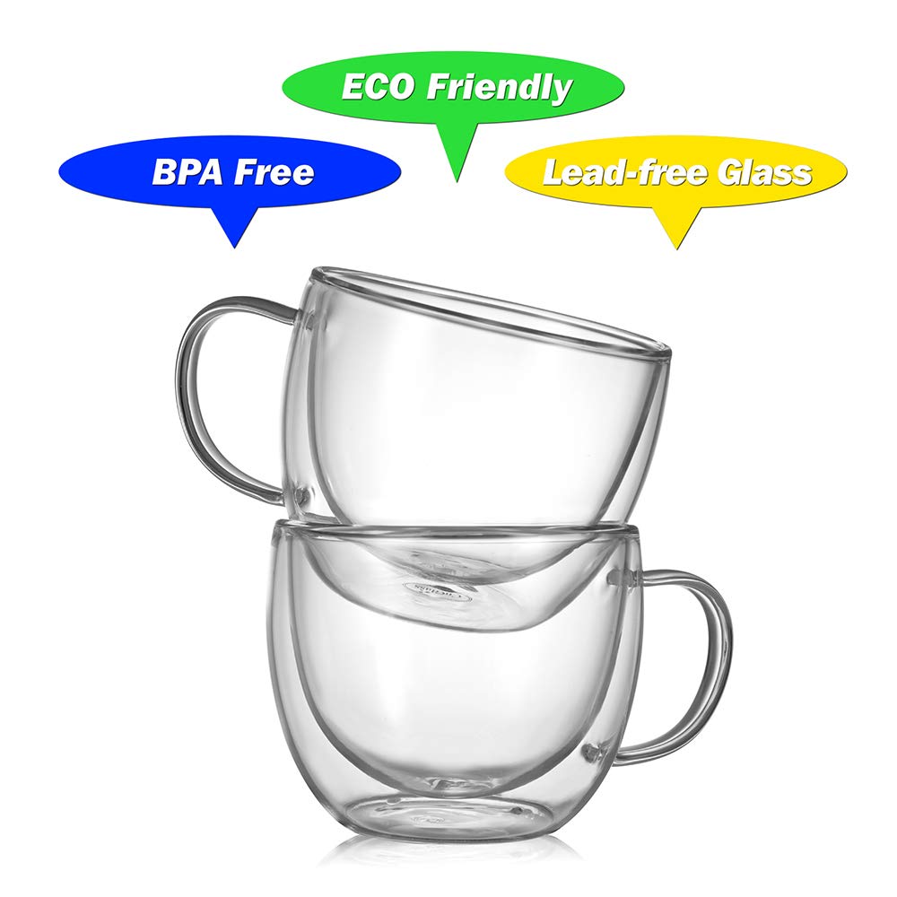 CNGLASS tasse remplie d'un latte mettant en valeur les couches