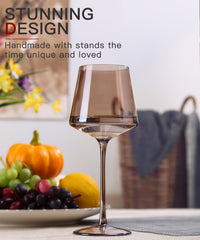 comfit gros plan sur couleur rouge et texture du verre, met en valeur la finition