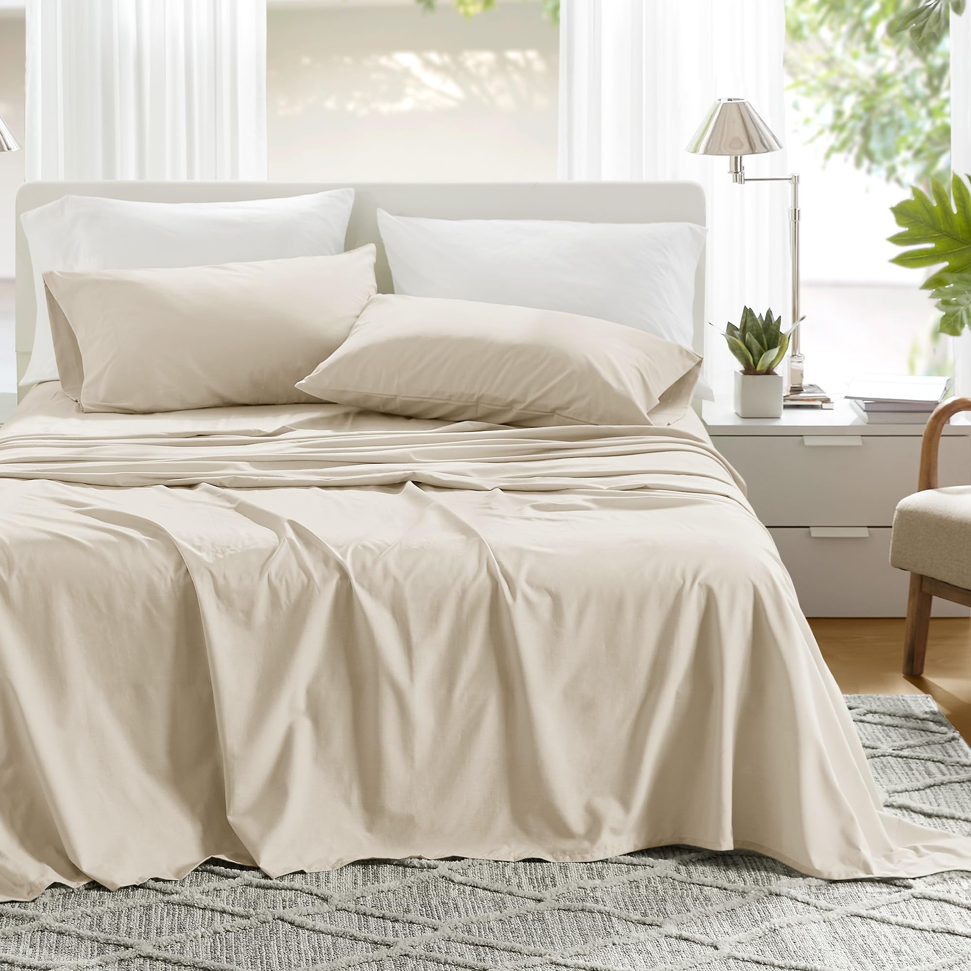 Comfort Spaces packaging avant montrant ensemble 4 pièces et design polyvalent