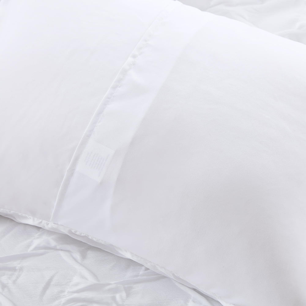Comfort Spaces étiquette OEKO-TEX sur emballage, qualité certifiée visible
