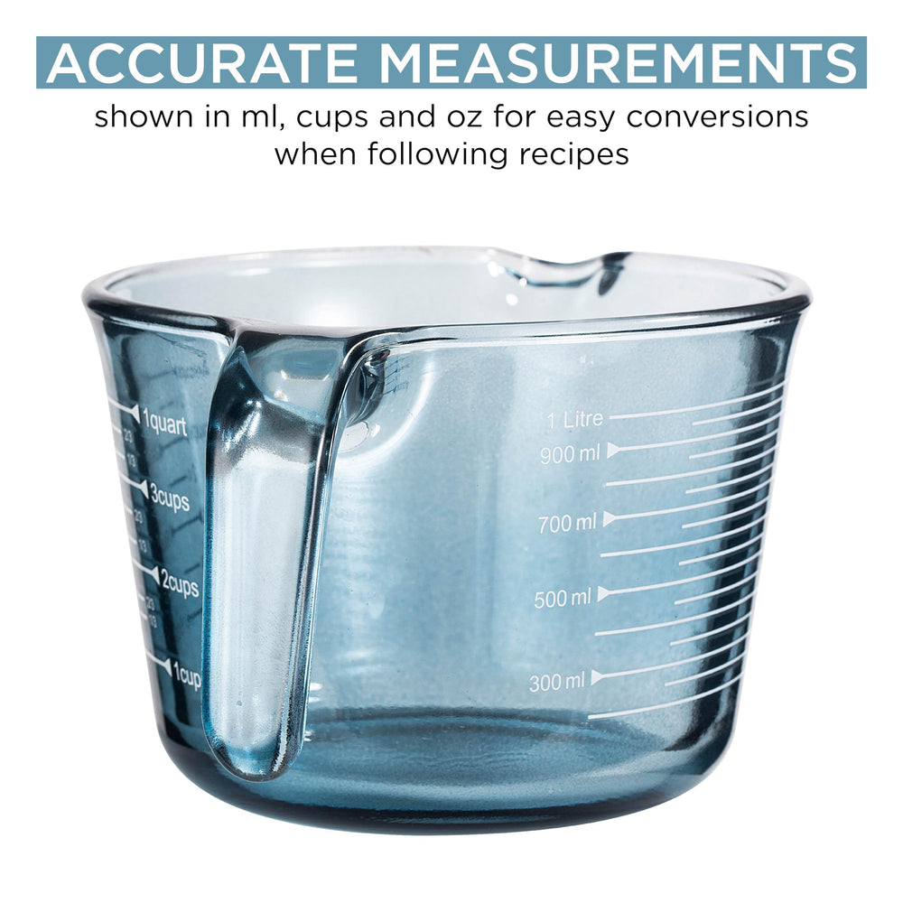 COOK WITH COLOR zoom sur les graduations pour mesures liquides exactes