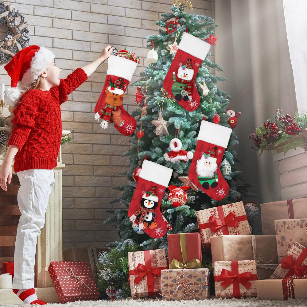 COOLWUFAN ensemble de 4 chaussettes disposées pour décoration de fête