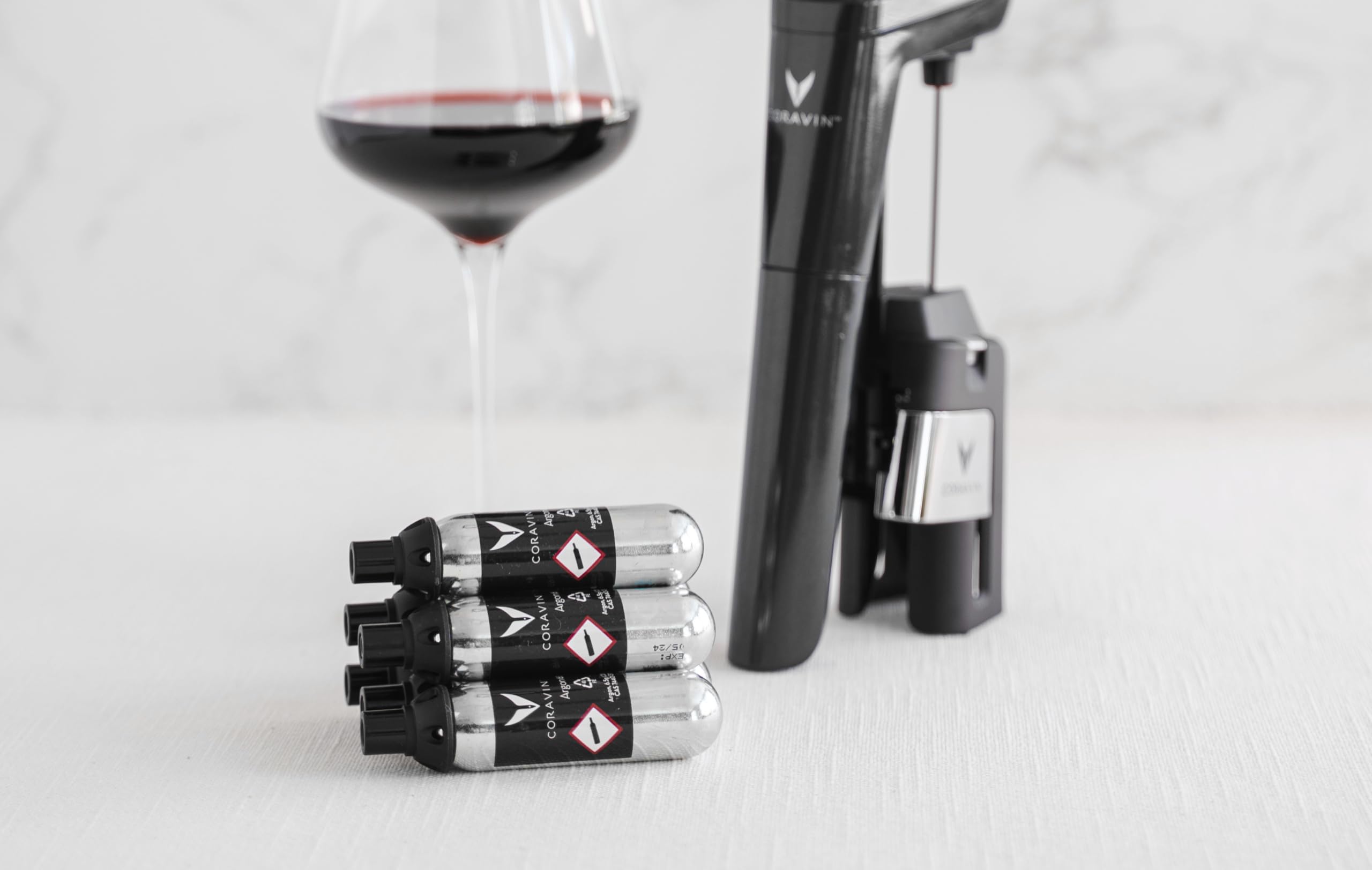 Coravin capsule gros plan sur la matière illustrant la qualité de l'argon pour protection du vin