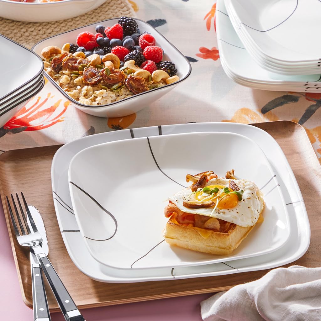 Corelle gros plan sur les lignes noires décoratives pour un look sophistiqué