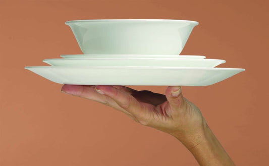 Corelle gros plan surface montrant texture lisse et résistance aux taches