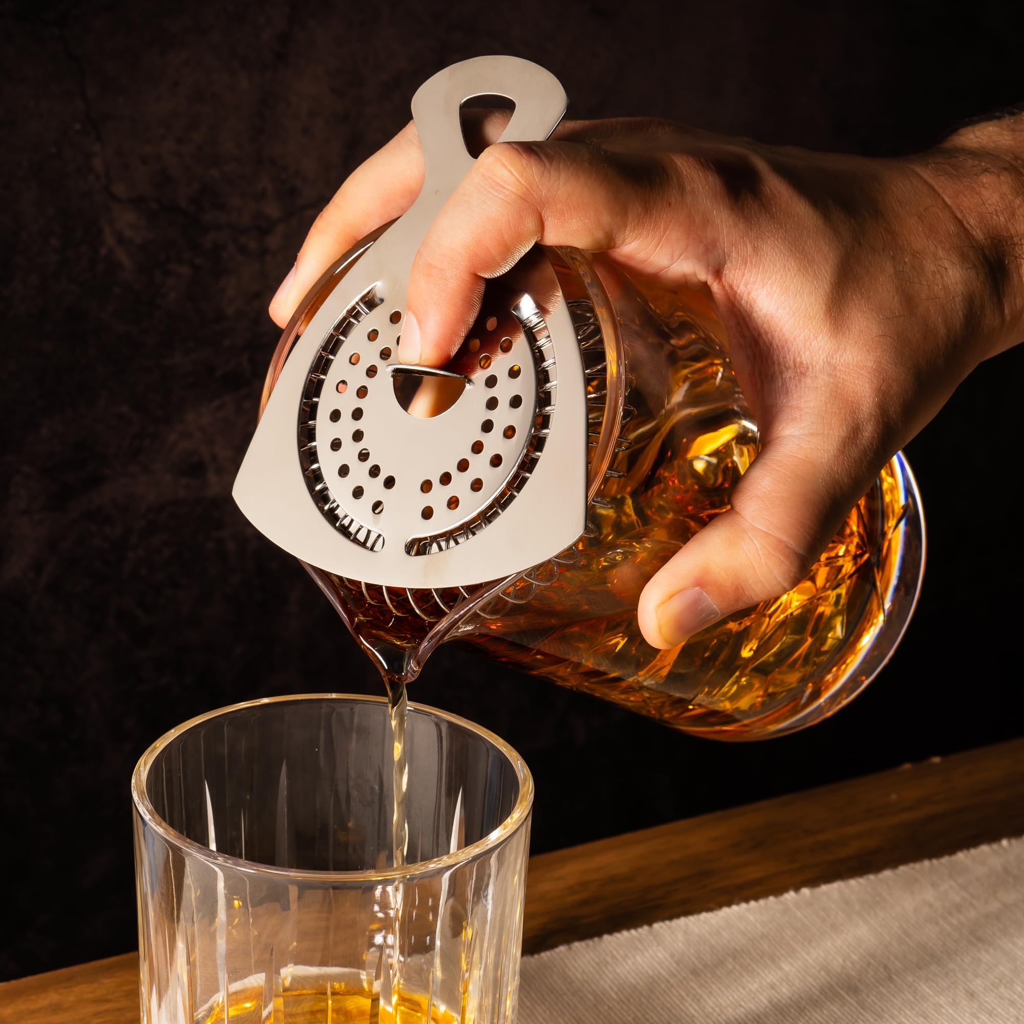 Cork & Mill comparaison taille montrant 24 oz utile pour plusieurs portions