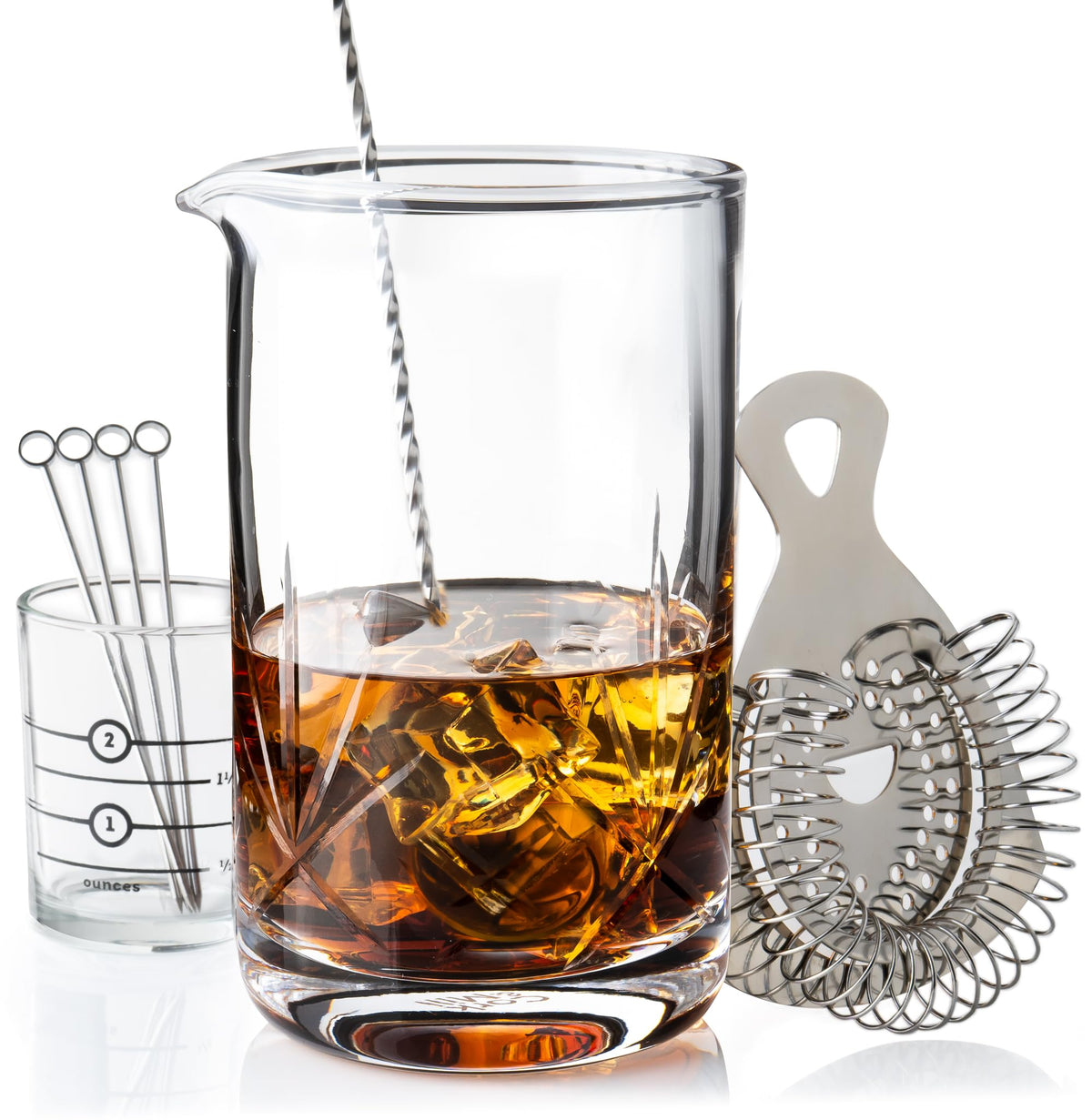 Cork & Mill verre à mélanger face montrant la capacité et stabilité