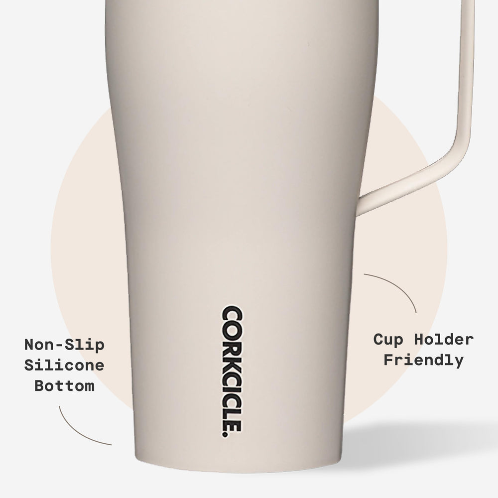 Corkcicle Cold Cup XL Latte comparaison d'échelle pour visualiser la capacité
