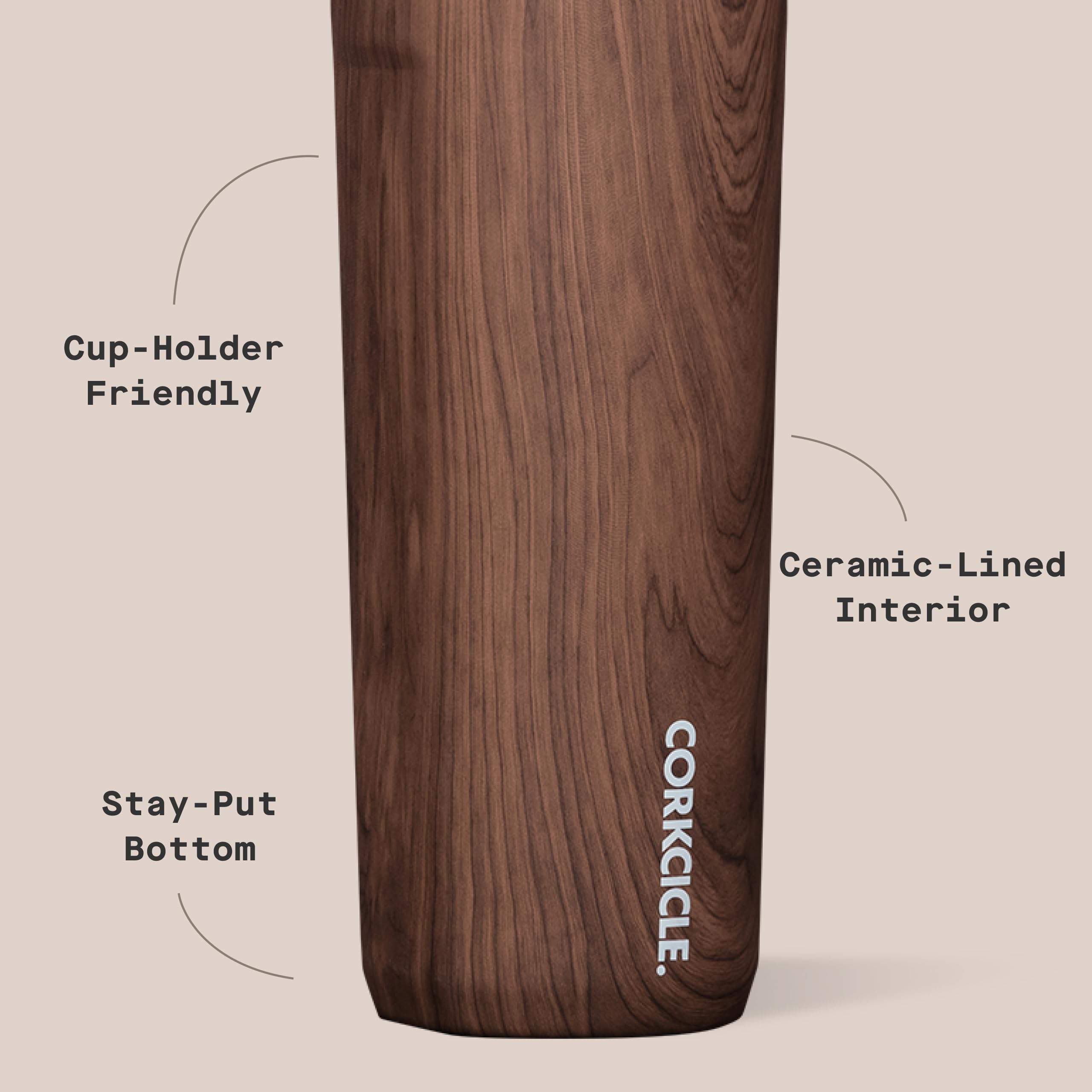 Personne tenant le Corkcicle, confort de prise et isolation ressentie