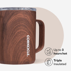 Corkcicle mug gros plan du couvercle coulissant incassable pour réduire les fuites