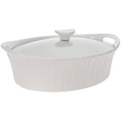 CorningWare avec couvercle en verre illustrant visibilité et service facile