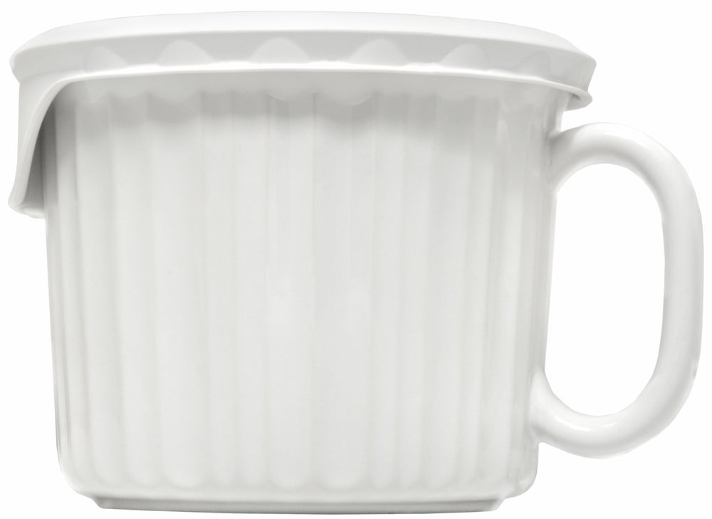 CorningWare gros plan de la finition stoneware montrant résistance et facilité d'entretien