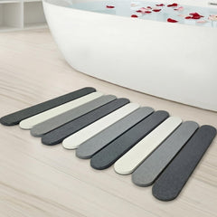 CosyVine tapis de bain face avant montrant absorption instantanée