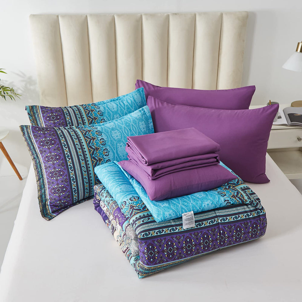 Cottolester housse de coussin décorative zoom montrant motif et accent décoratif