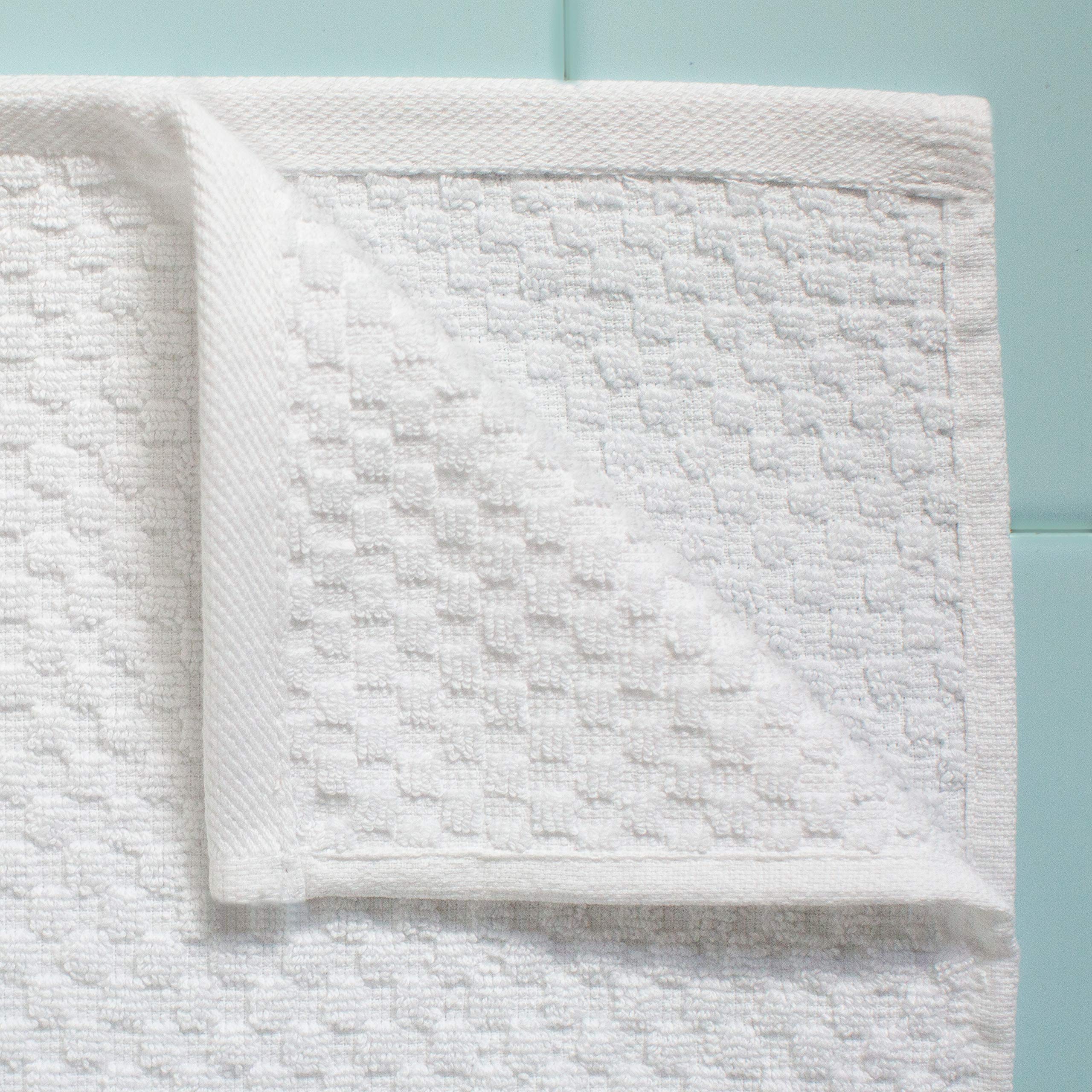COTTON CRAFT serviette en usage enveloppant une personne pour confort post-douche