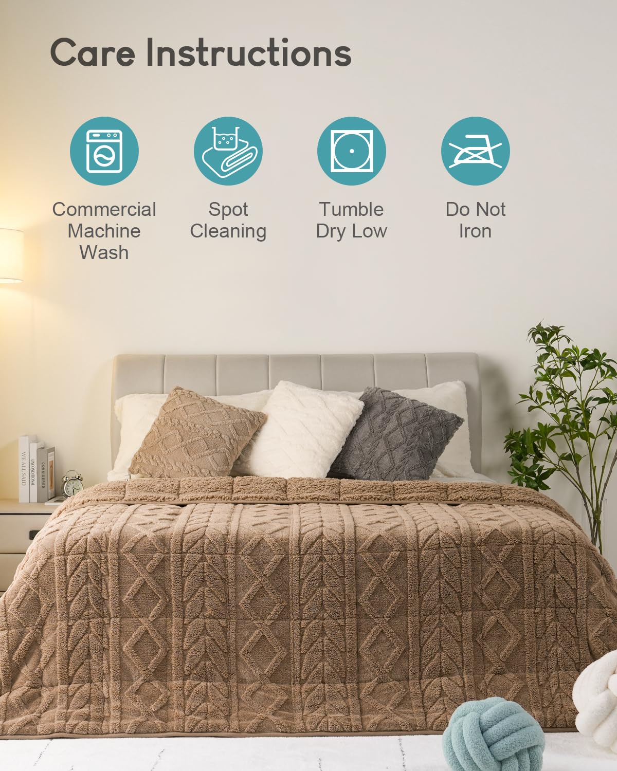 Cottonblue couverture posée sur lit queen illustrant enveloppement