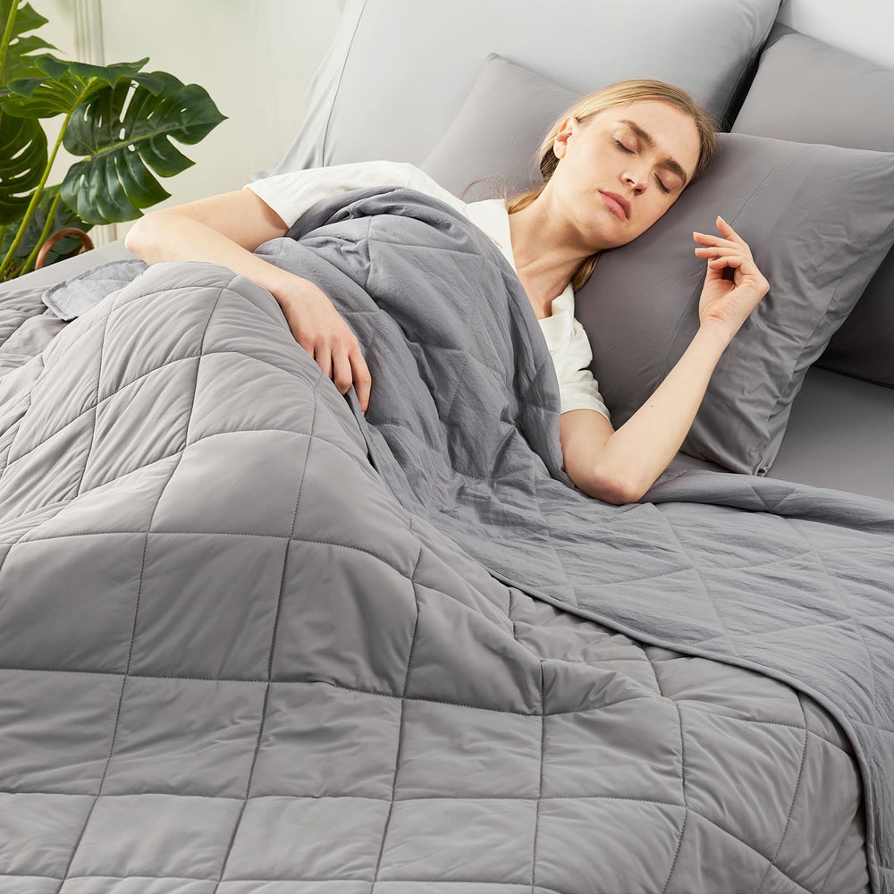 Cozy Bliss couverture King face avant montrant tombé généreux et fraîcheur immédiate