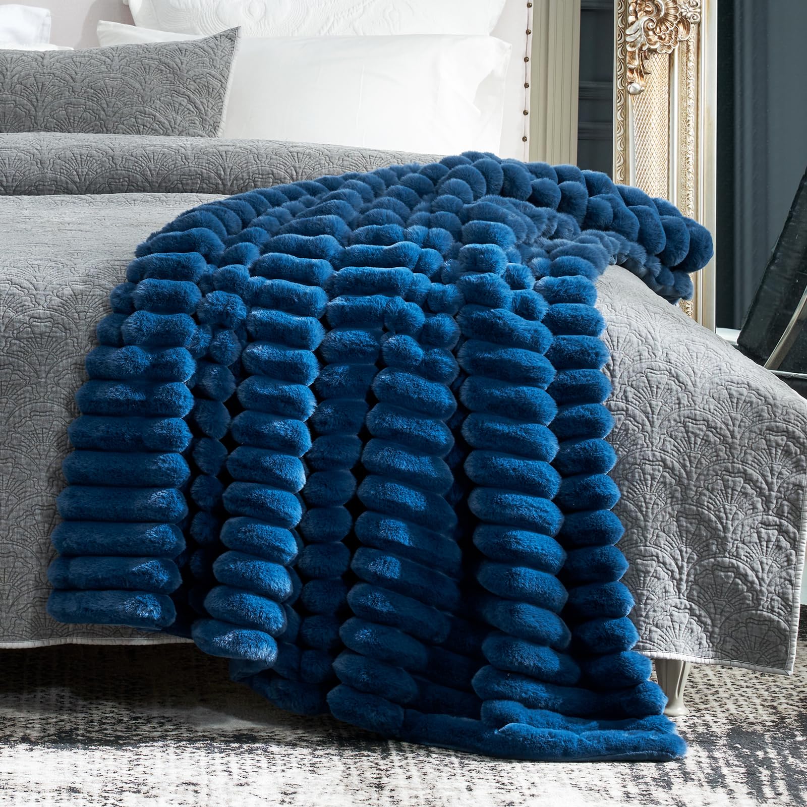 Cozy Bliss plaid emballé prêt à offrir comme cadeau élégant