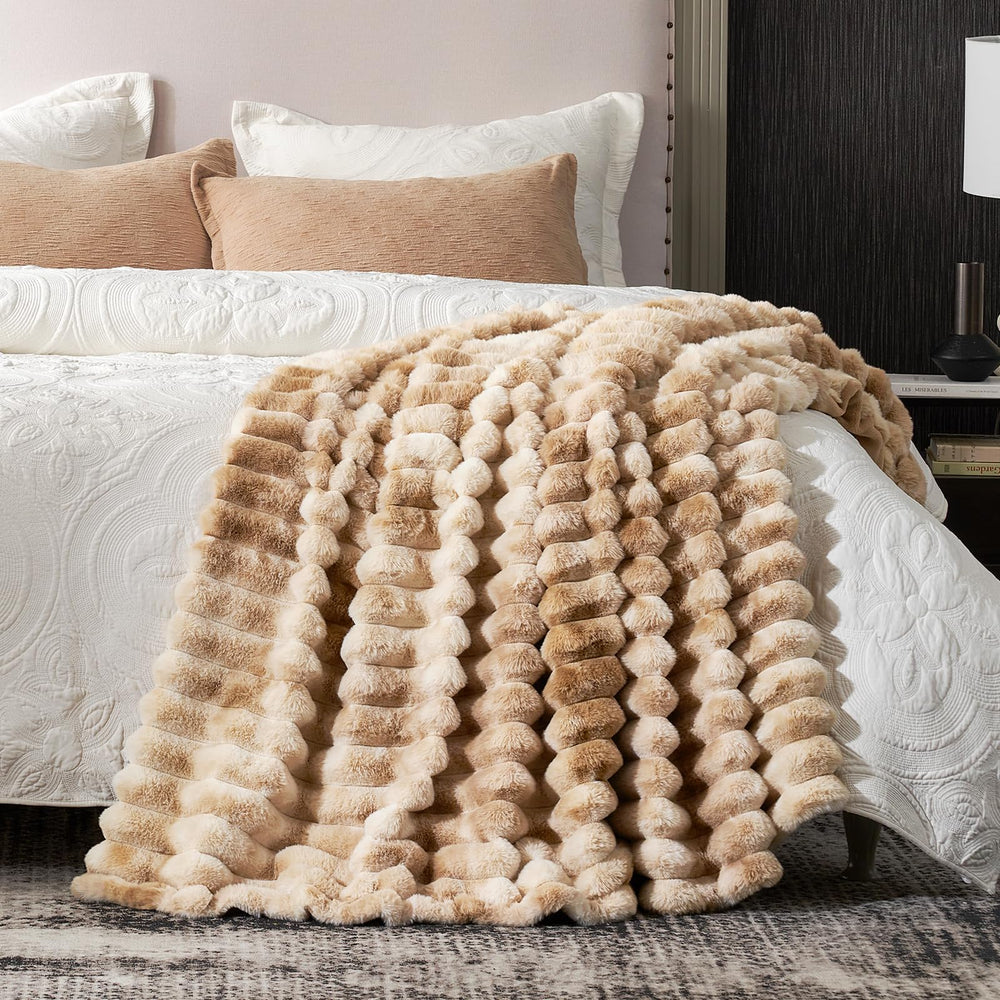 Cozy Bliss présenté en cadeau soulignant aspect offerts et attractif