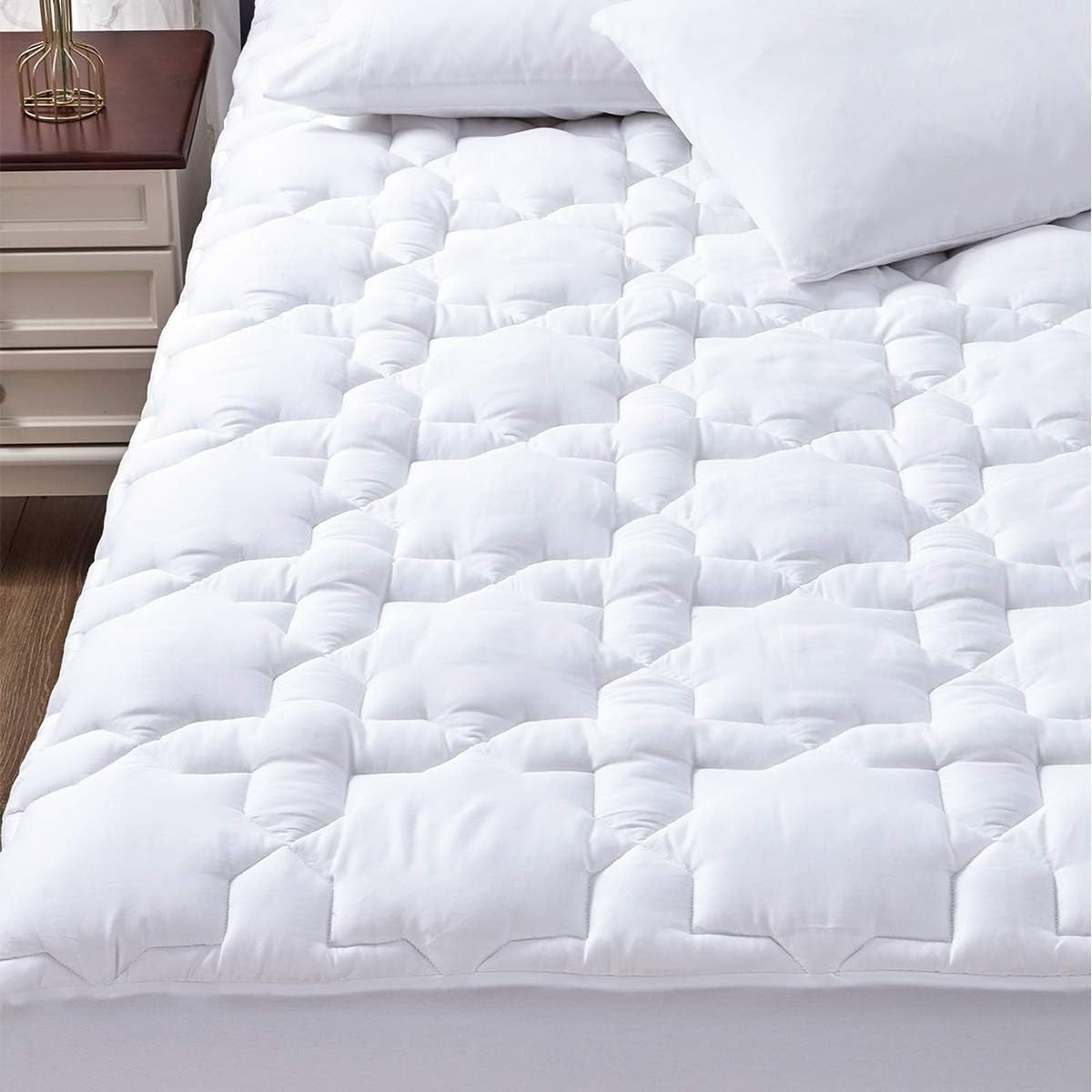 CozyLux vue avant du surmatelas Twin prêt à poser pour plus de confort