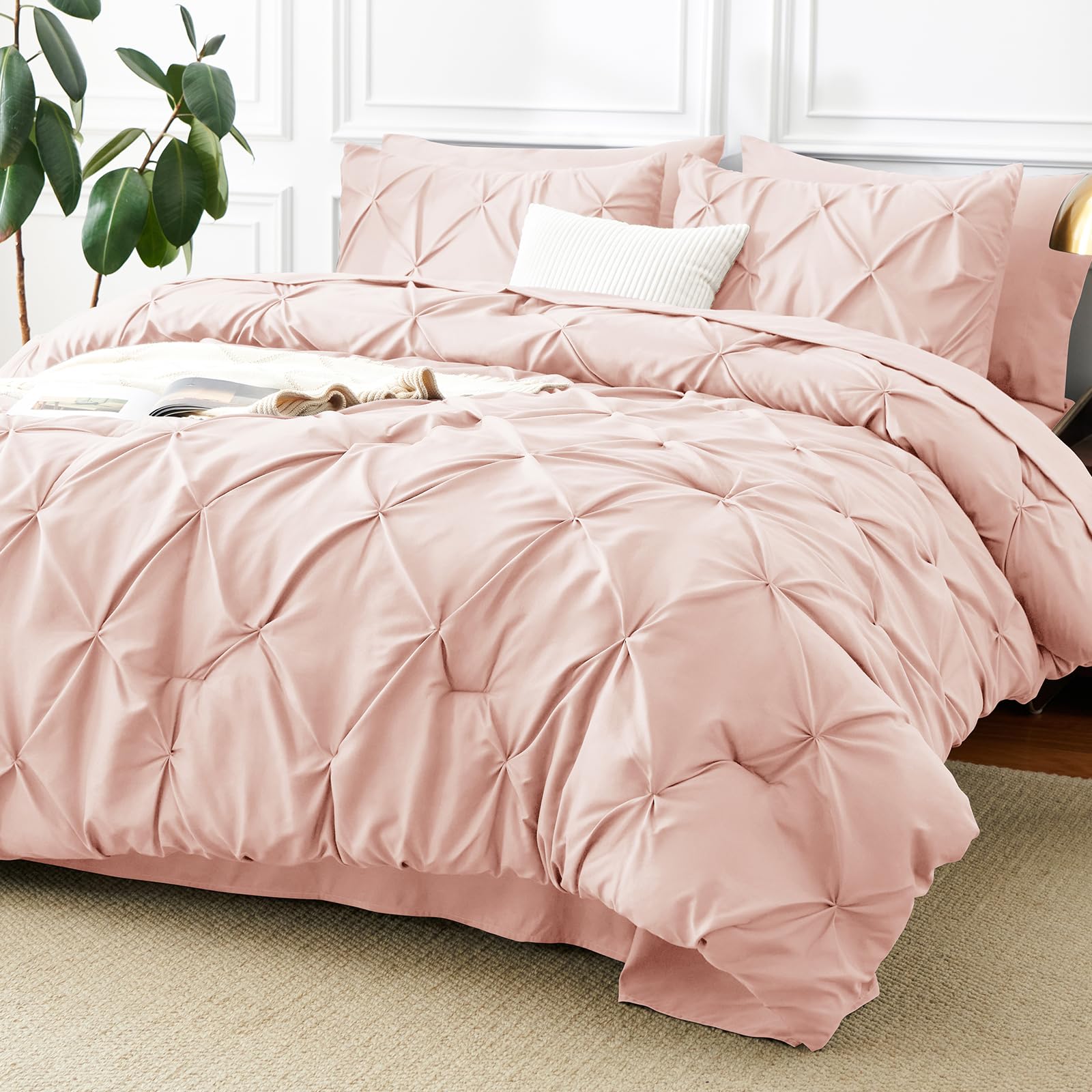 CozyLux couette face avant montrant finition pintuck et confort visuel