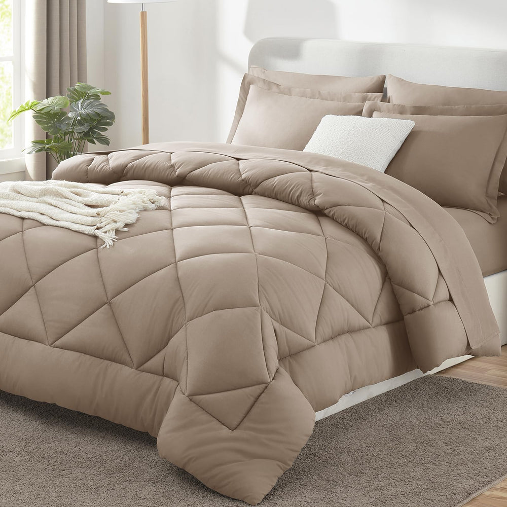 CozyLux couette King vue de face montrant tombé généreux et finition soignée