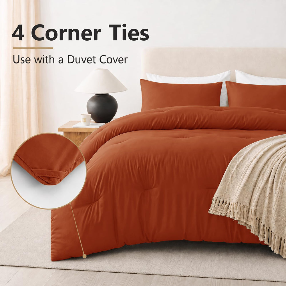 CozyLux couette posée sur lit illustrant confort et décor chaleureux