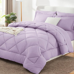 CozyLux vue frontale de l'ensemble violet prêt au lit offrant une esthétique apaisante