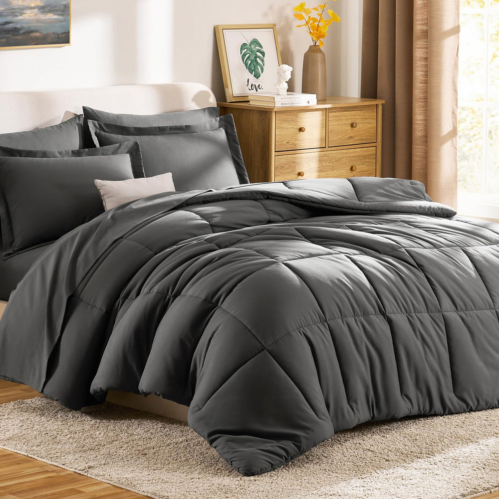 CozyLux shams et taies disposés décorativement montrant coordination et élégance