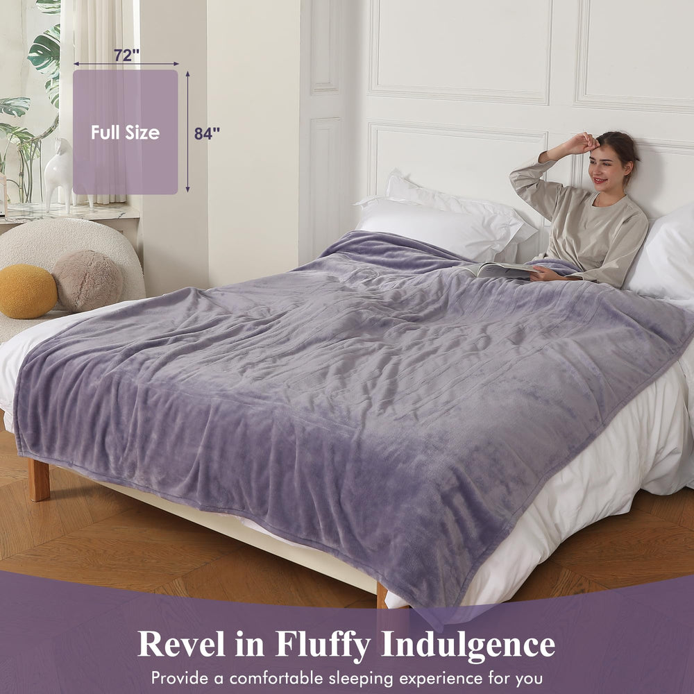 COZYTY couverture sur canapé illustrant confort pour soirées détente