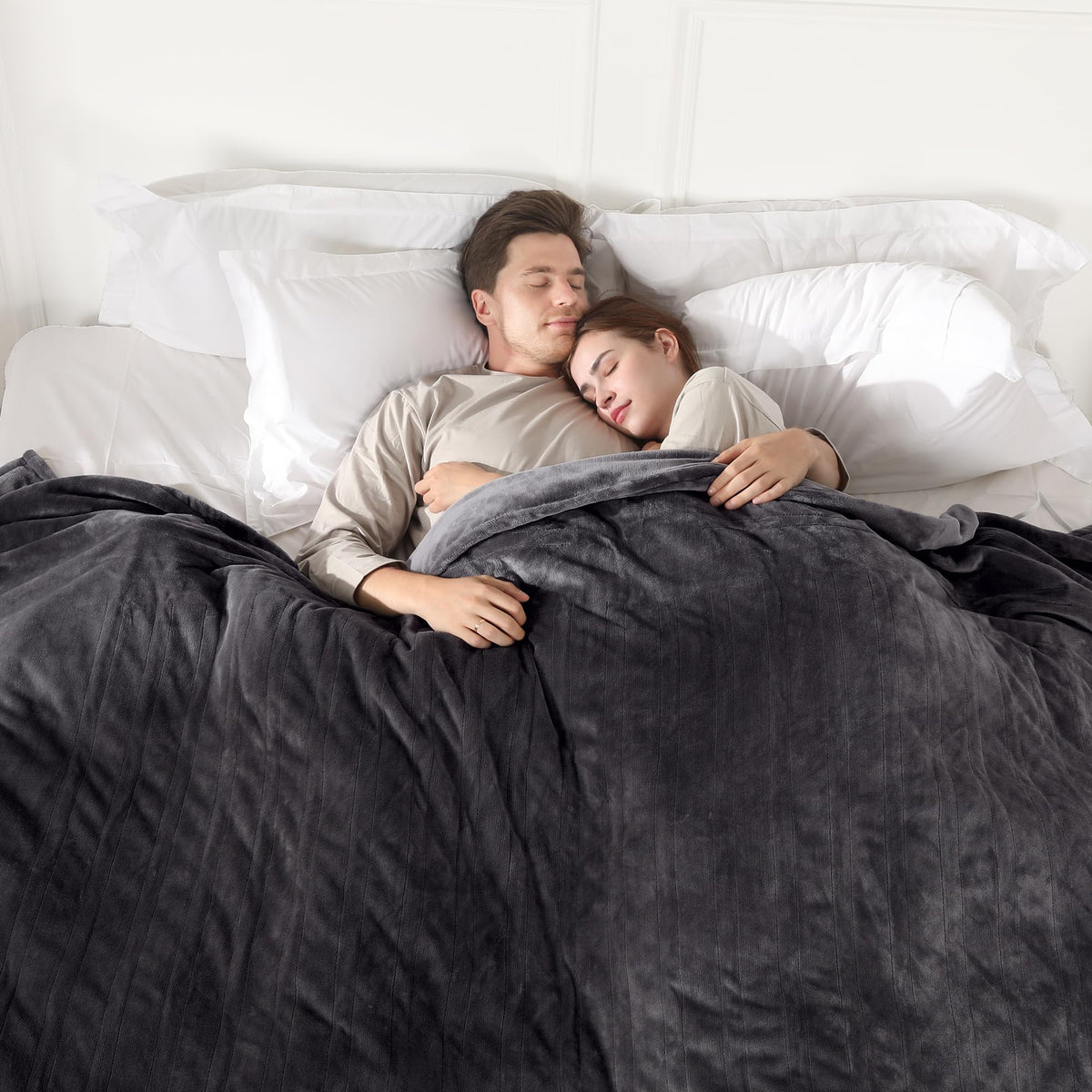 COZYTY couverture queen face pliée montrant taille et confort